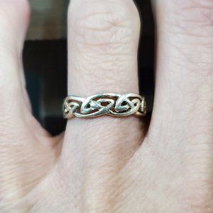 Size 6.5 925 Sterling Silver Celtic Cool Pattern Rough Ring